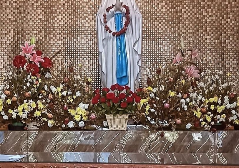 Santa Perawan Maria, Ratu