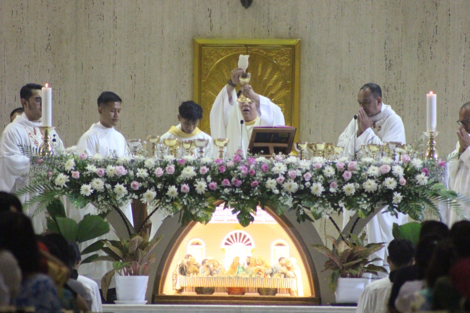 Misa Perdana Romo Daniel: Awal Pelayanan Seorang Imam Baru